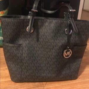 Michael Kors Tote